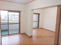 北前田マンション 401