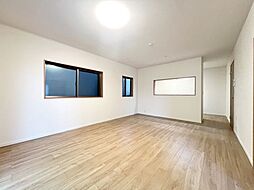 新座市片山三丁目　中古一戸建て