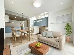新座市新座二丁目　中古一戸建