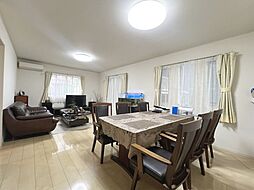 新座市西堀二丁目　中古一戸建