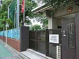 角地の戸建「向丘Newhouse」