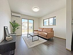 久喜市上町　4号棟