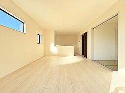 久喜佐間 1号棟