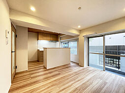 クラウン西麻布 209