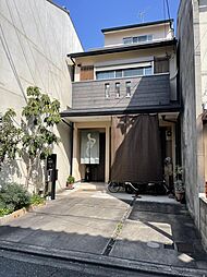 2011年築の部屋数が多いガレージ付き3階建（東堀町）