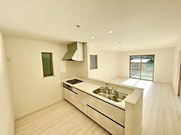 四街道市栗山1074番　　全3棟　Ａ号棟