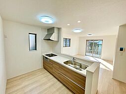 四街道市栗山1074番　　全3棟　Ｂ号棟