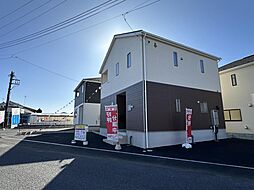 ラウンドワン裏に全11棟　土日は予約なしで見学可