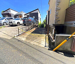 建築条件なし蒔田町古家付き売地