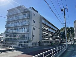 横浜市中区新山下2丁目