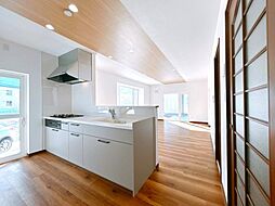 釧路郡釧路町国誉3丁目　戸建て