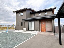 奥州市胆沢小山字二枚橋　戸建て