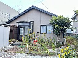 南秋田郡八郎潟町字昼根下　戸建て