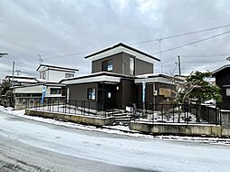 秋田市楢山石塚町　戸建て