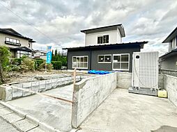 秋田市手形山中町　戸建て