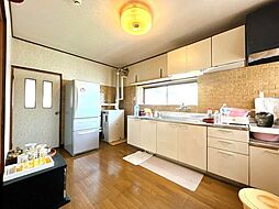 酒田市錦町四丁目　戸建て
