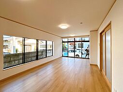 郡山市片平町字新蟻塚　戸建て