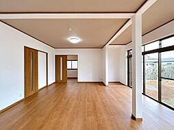 西白河郡泉崎村大字関和久字八雲神社　戸建て