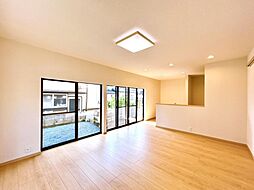 新潟市東区津島屋3丁目　戸建て