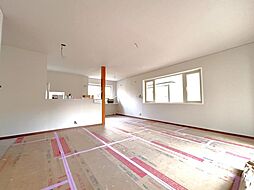 新潟市東区白銀2丁目　戸建て