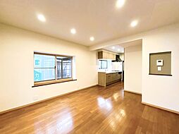 新潟市秋葉区松ヶ丘1丁目　戸建て