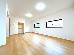 長岡市滝谷町　戸建て