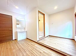 長岡市上除町　戸建て