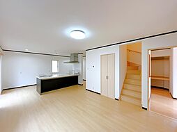 柏崎市北斗町　戸建て