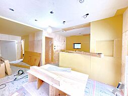 長岡市城岡3丁目　戸建て