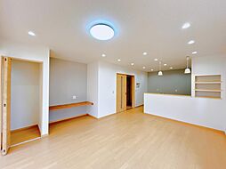 長岡市猫興野　戸建て