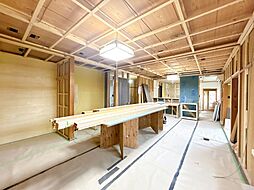小千谷市平成1丁目　戸建て