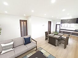 下野市笹原　戸建て