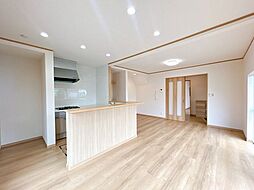 小山市大字間々田　戸建て
