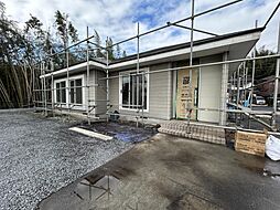 桐生市新里町鶴ヶ谷　戸建て