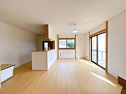 熊谷市弥藤吾　戸建て