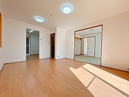 愛知郡東郷町和合ケ丘2丁目　戸建て