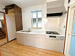 土岐市泉町久尻　戸建て