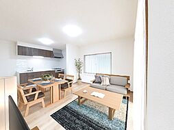 美濃市さくらヶ丘3丁目　戸建て