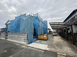 津市栗真町屋町　戸建て