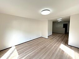 伊勢市藤里町　戸建て