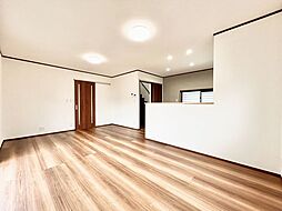 津市高茶屋1丁目　戸建て
