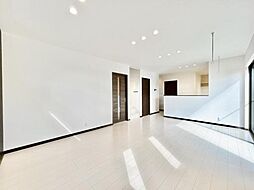 亀山市川崎町1887-4