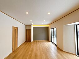 富山市森住町　戸建て