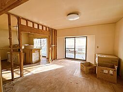 富山市森住町　戸建て