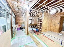 富山市長江本町　戸建て