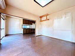 富山市中間島　戸建て