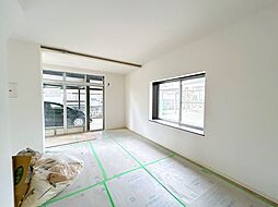 富山市長江本町　戸建て