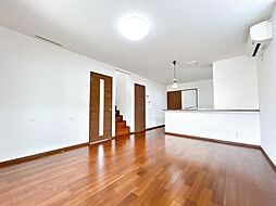 福井市運動公園3丁目　戸建て