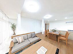 舞鶴市字市場　戸建て