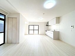 倉吉市西福守町　戸建て